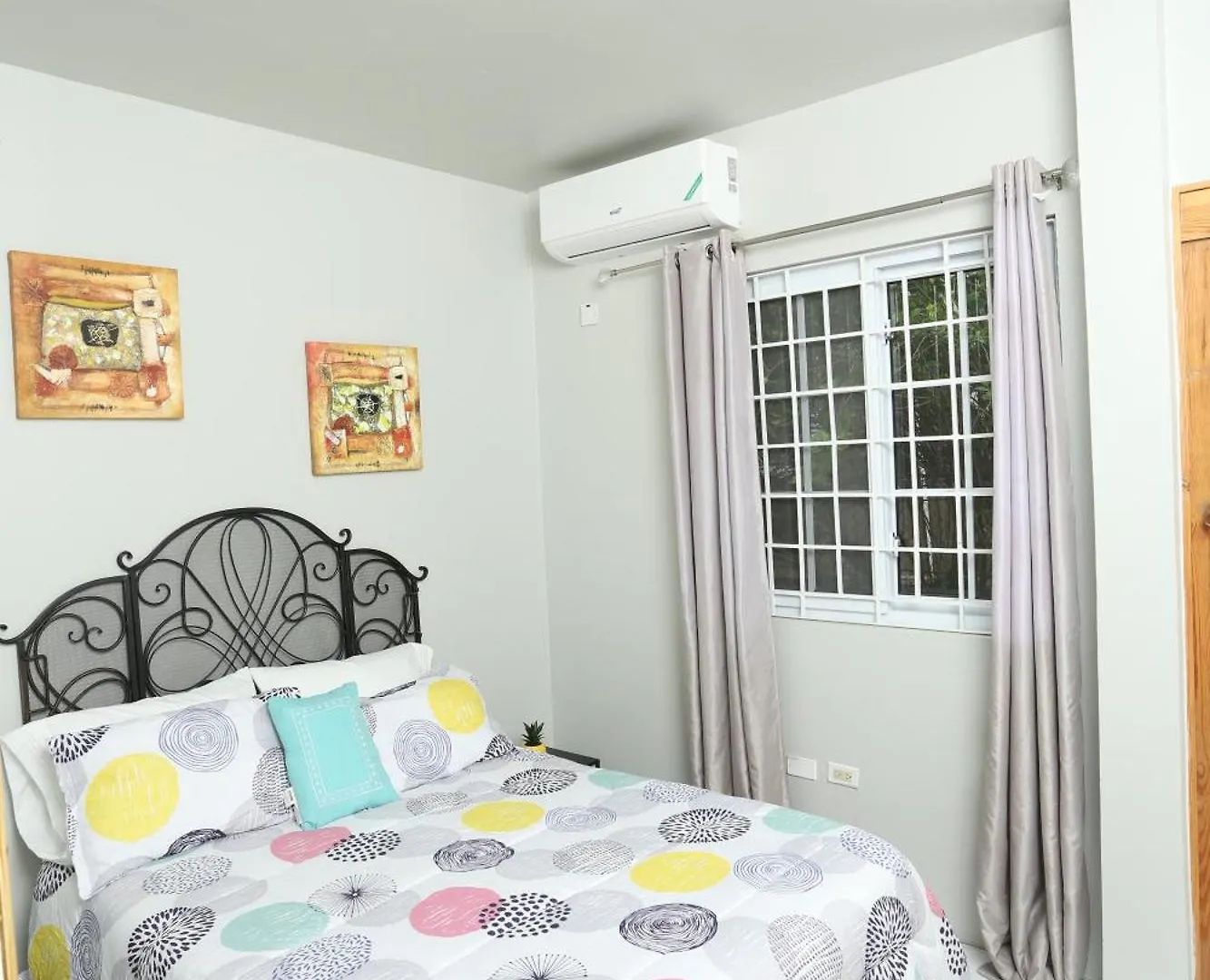 Holiday home Home Away From Home Kingston
